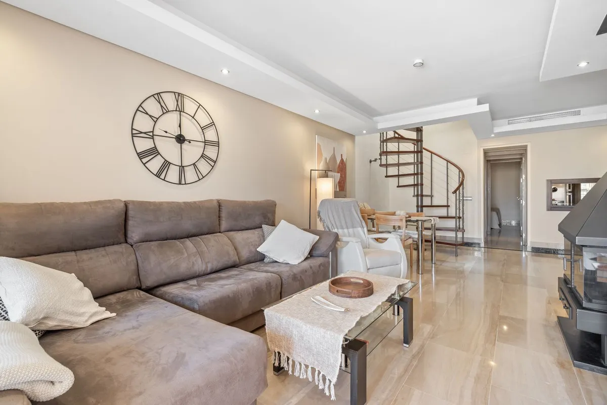 5af64aec-3bc6-415c-92b8-aeb36499cf5c