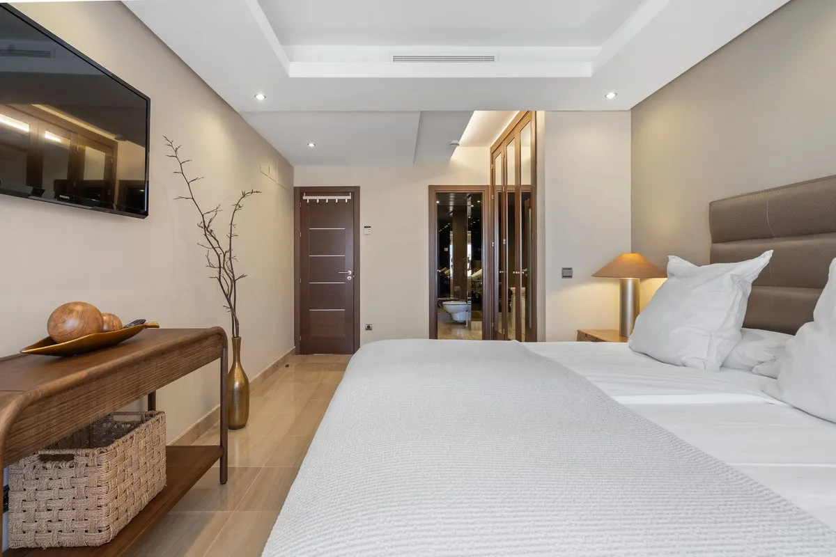 6b431c7a-f07d-4d7b-aaff-c83adfb5d82a