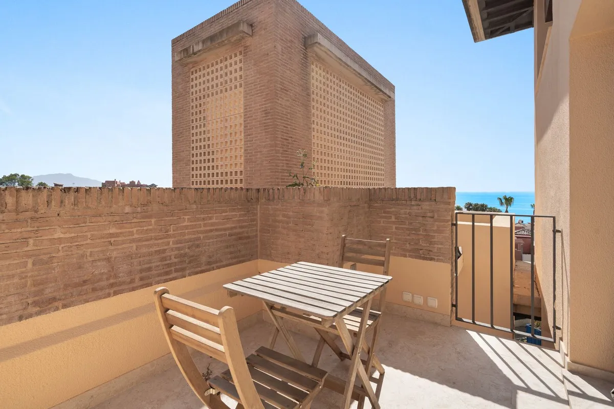 920e48fa-977d-436d-963c-a94e03535b33