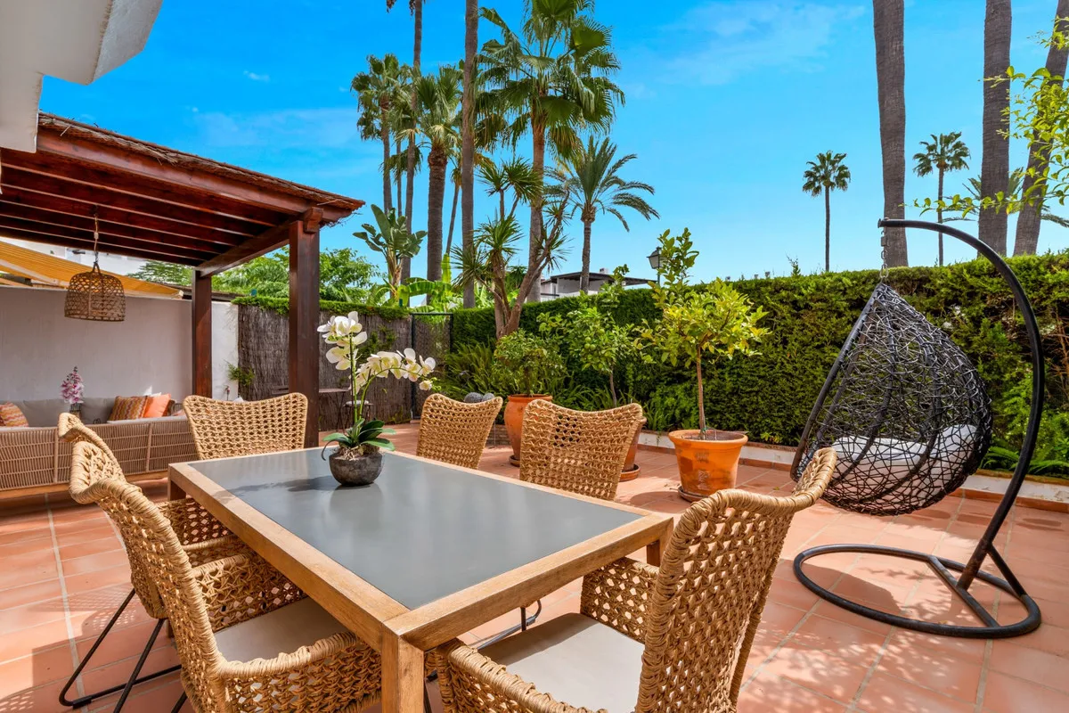 214a5d72-e297-4dce-b519-d5cdeba55b45