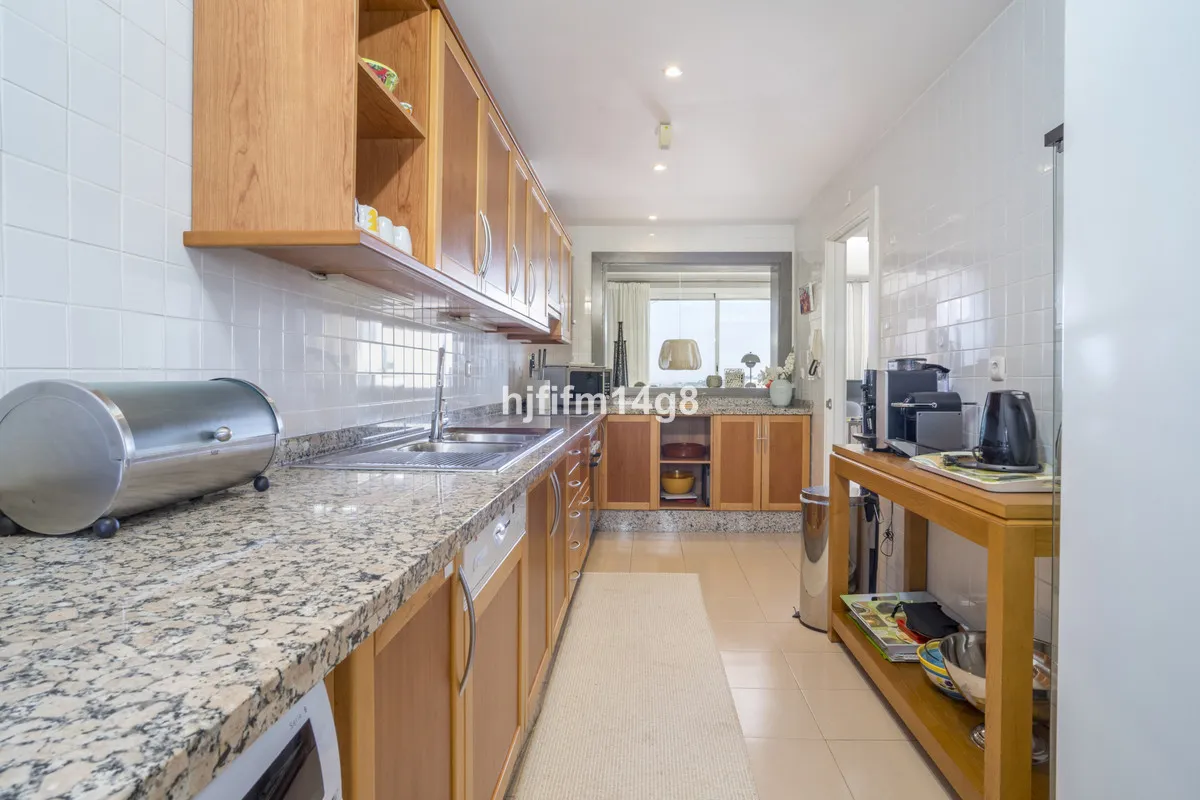 1b9f52d0-ef1d-4dff-a417-d9db09b8401e