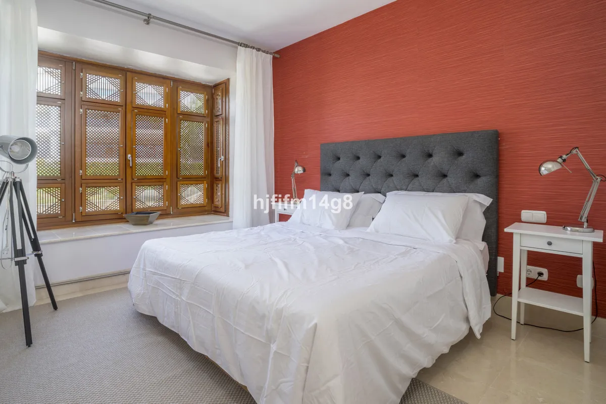 547629f5-d955-46dc-b38d-6ef9ce7ddc40