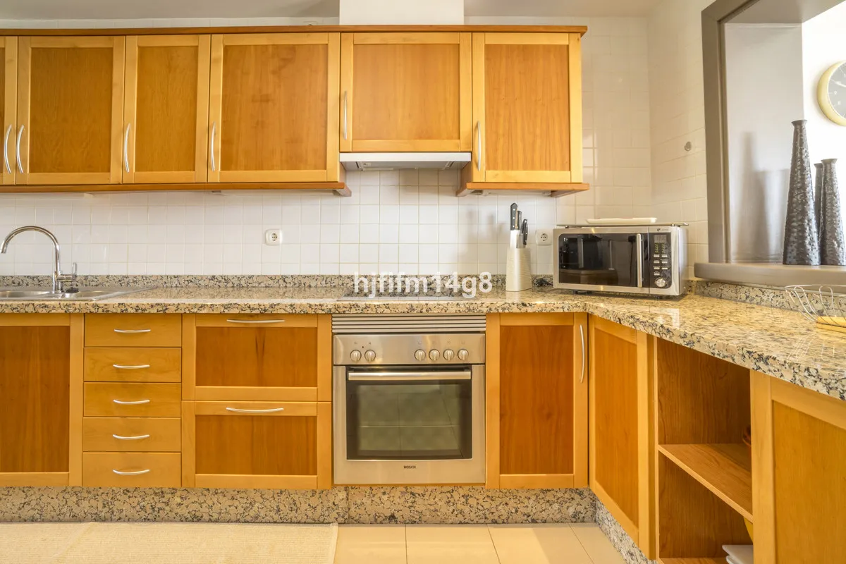 9f6e26a1-be49-4ec2-a0a4-51c023aa918e