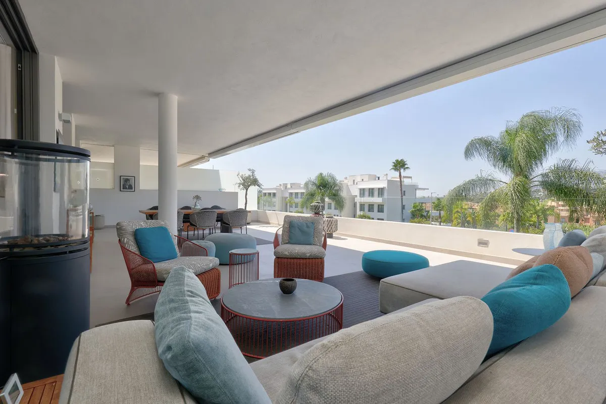 28debbd3-125c-4692-9585-c812975c0648