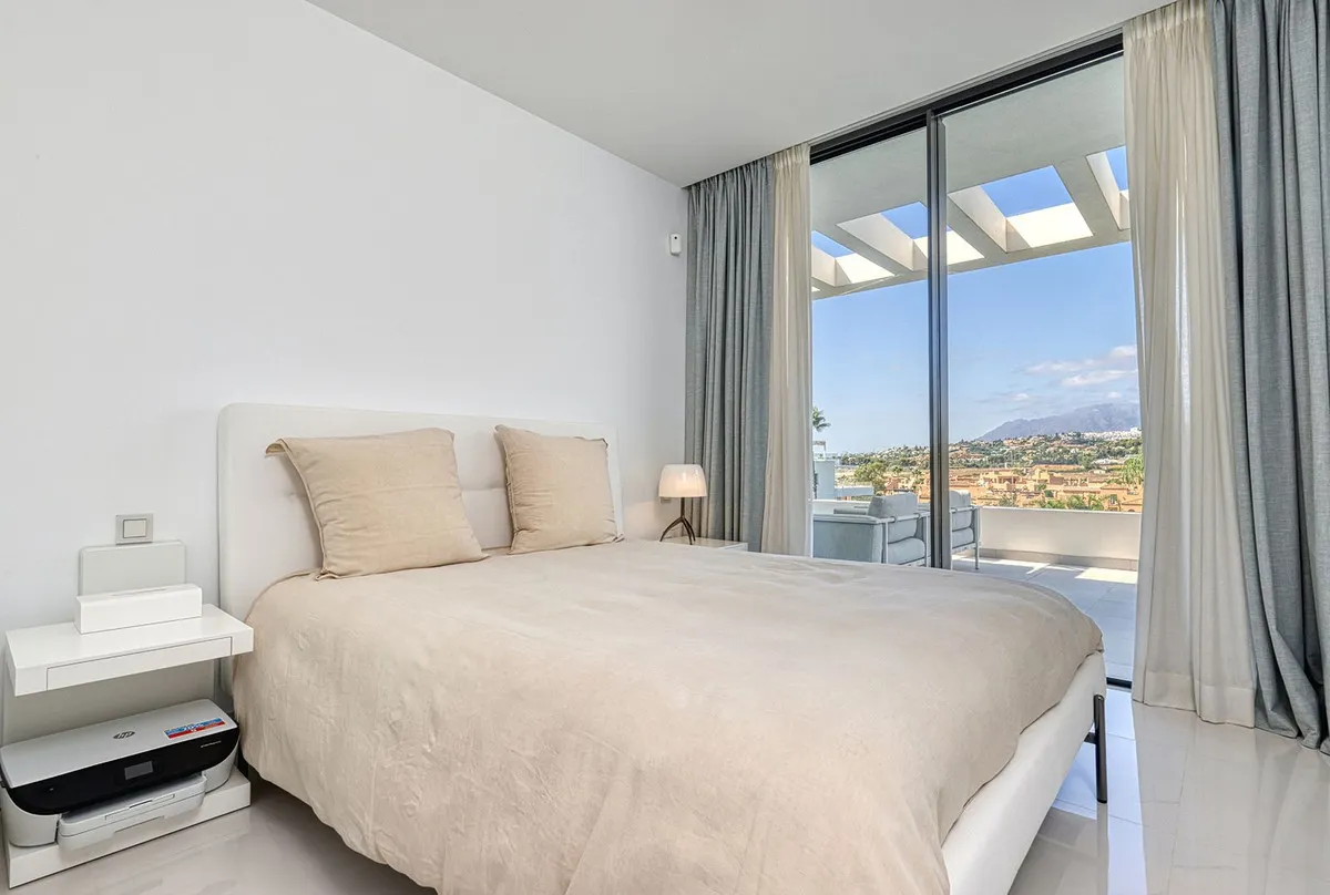 e28e2a8e-2d13-46dc-b557-13de19fb1c4f