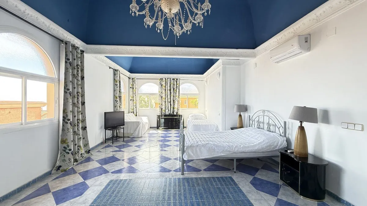 82958309-53ce-4b6c-a568-22206fb7f643