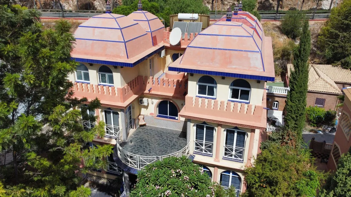 c0779106-84ae-4b55-a549-69be5e730bee