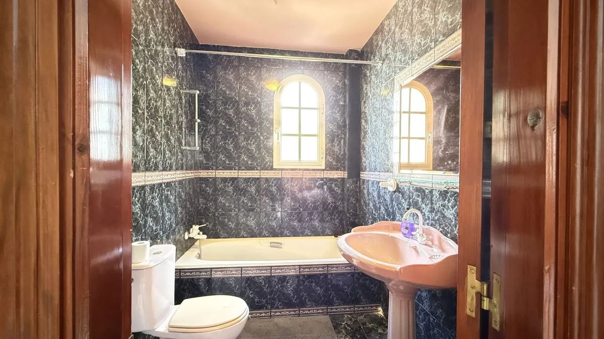 d33b8be7-2aae-4d2a-90bc-0725e55a8a01