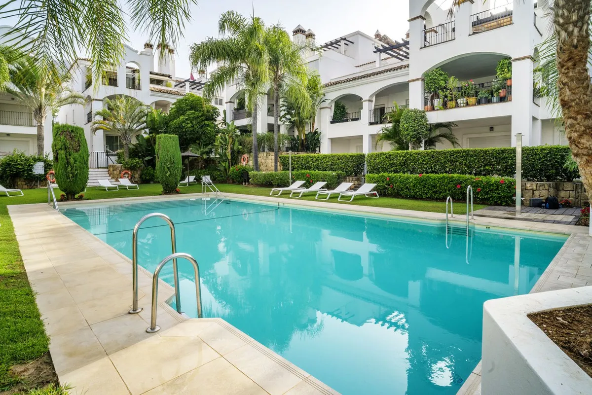 5e056336-4c67-43f0-a164-4308837efa5f