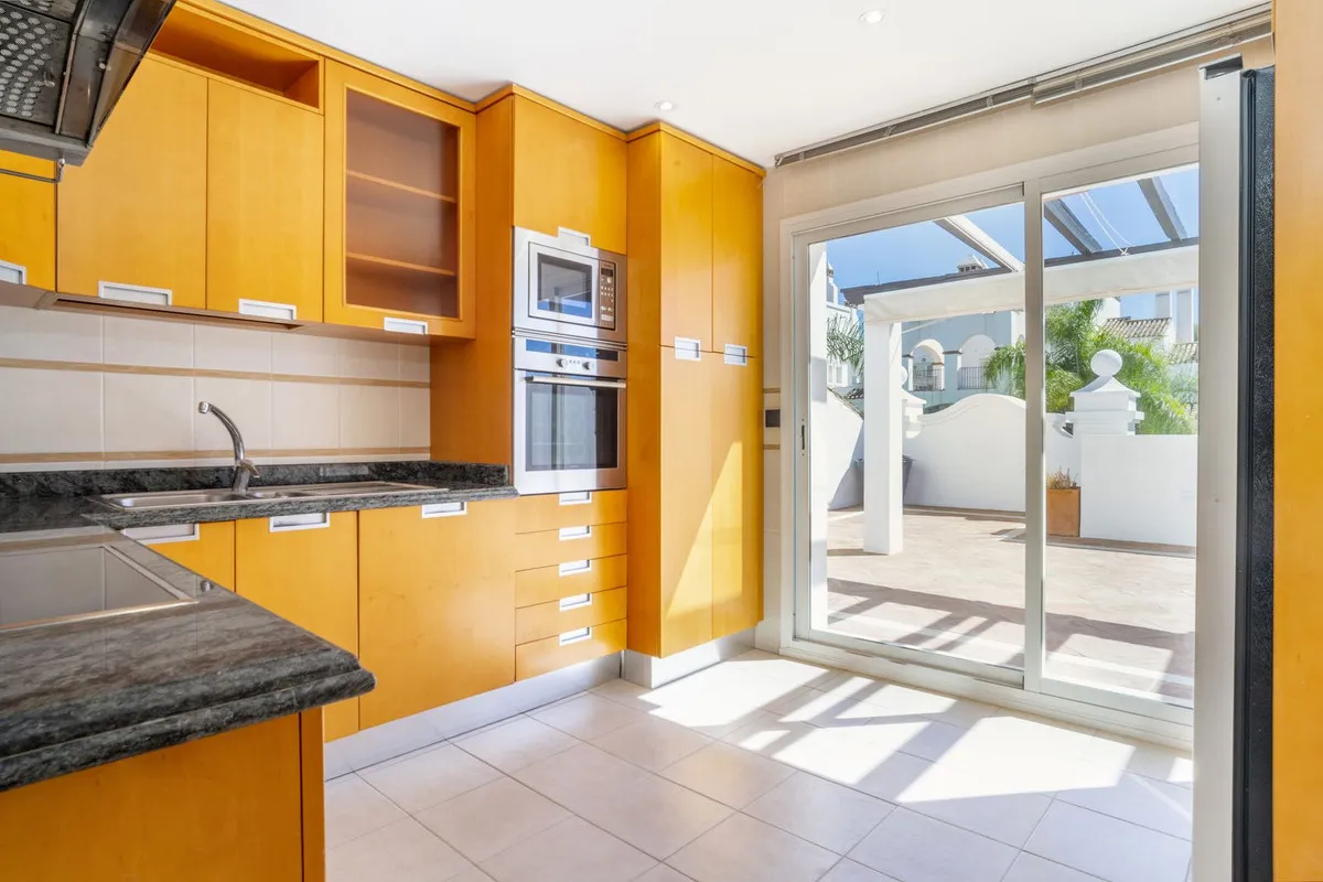 830a9df4-d9d6-4f15-9fc2-3a50b2e663ce