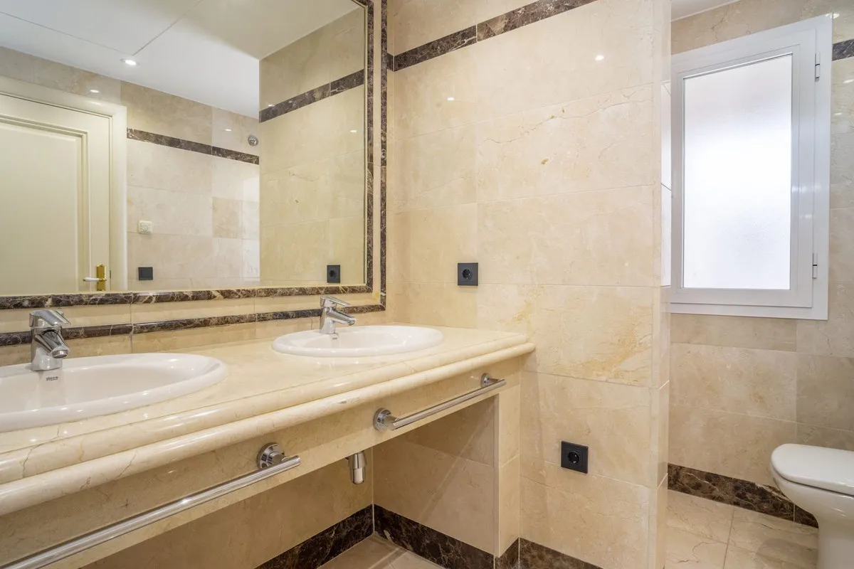 86a2a007-efe1-4a65-82cb-22a19f7092a6