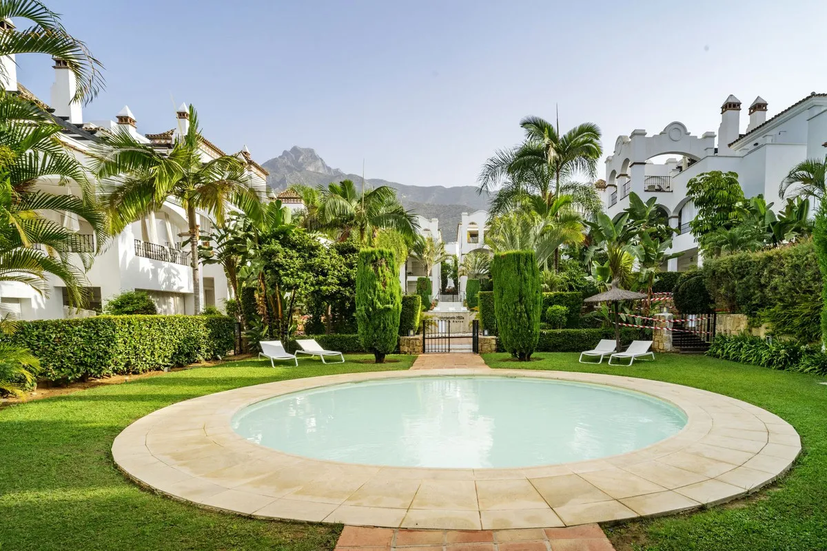 885b8951-ccb2-4a56-811d-60132bcce650