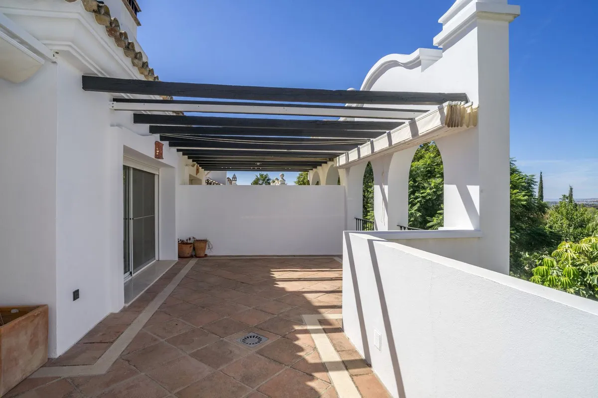 8f087553-a4c5-40d2-8dbe-ec9055500faf