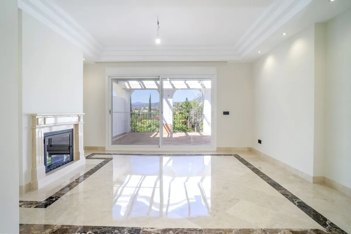 96cf577d-7fdb-4256-aff2-215a961dad03