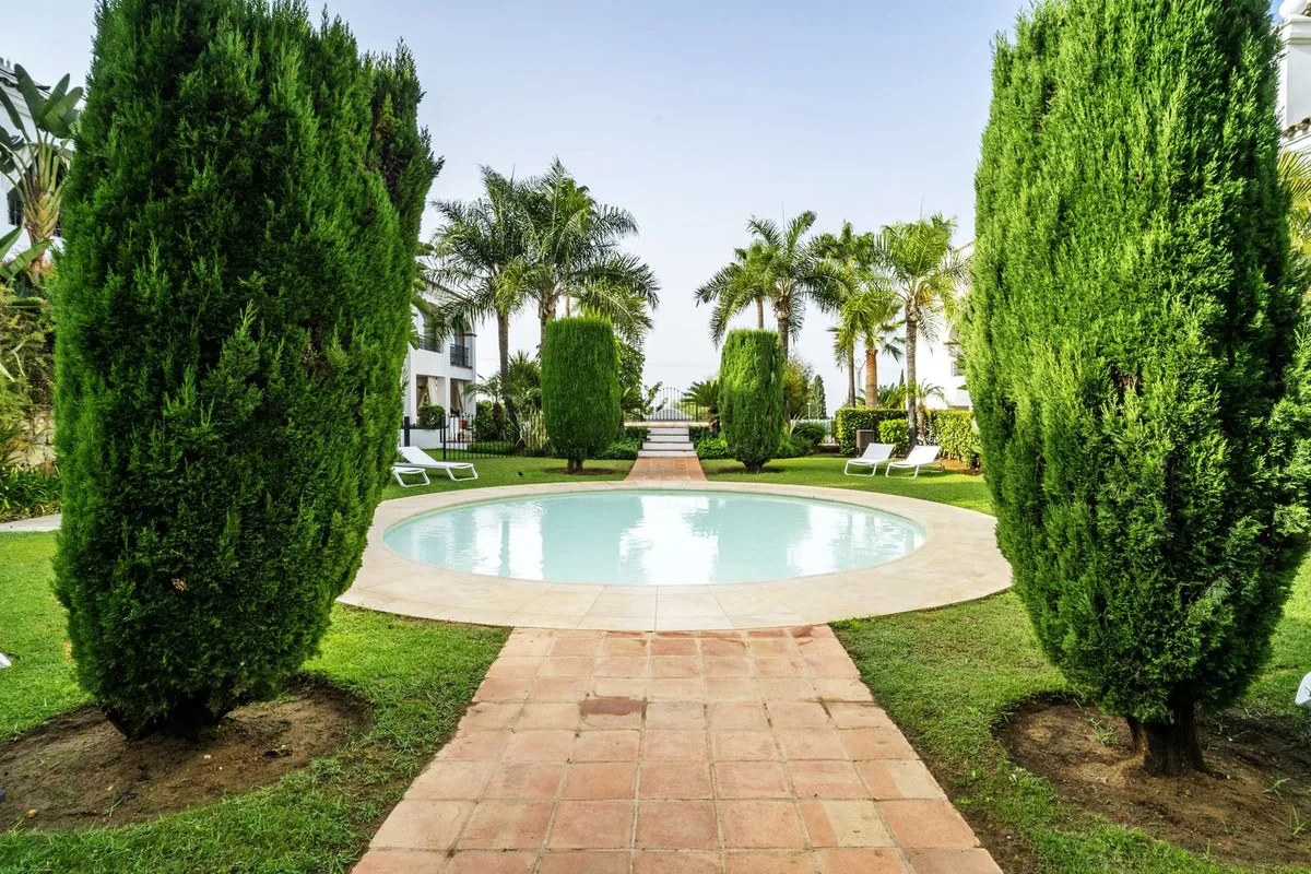 a694ffd3-4dd6-4e15-adf5-96a4feb35e4c