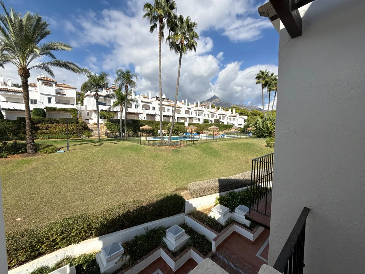 42a0c1b8-4bc1-48e0-a4d2-2361dc4c1c58