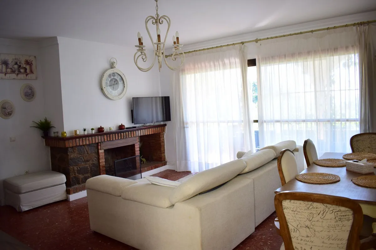 1909b346-eff4-4ef6-b1eb-d3ae3790e25c