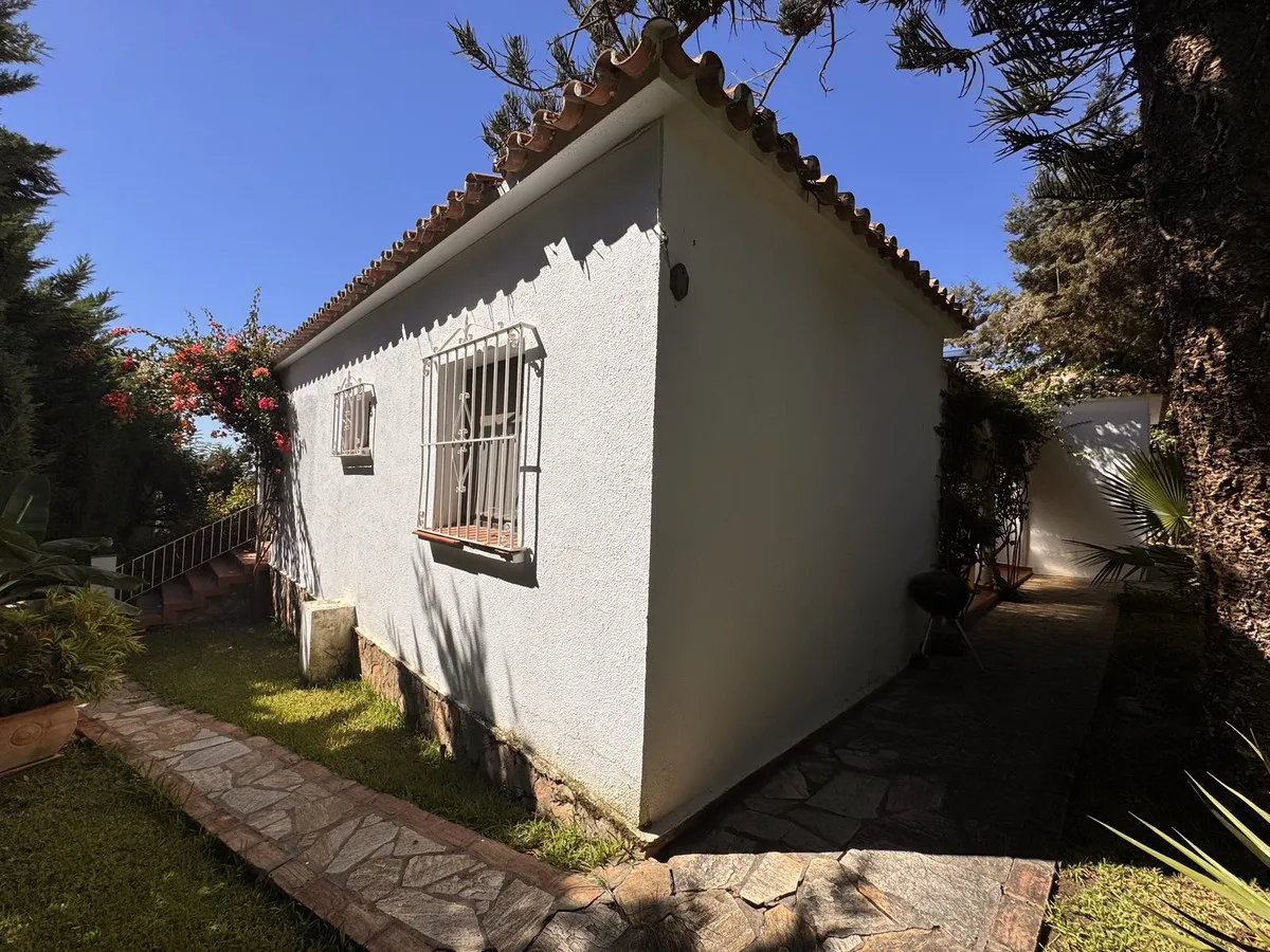 b54f18b7-6010-4491-b441-e5348b65df23