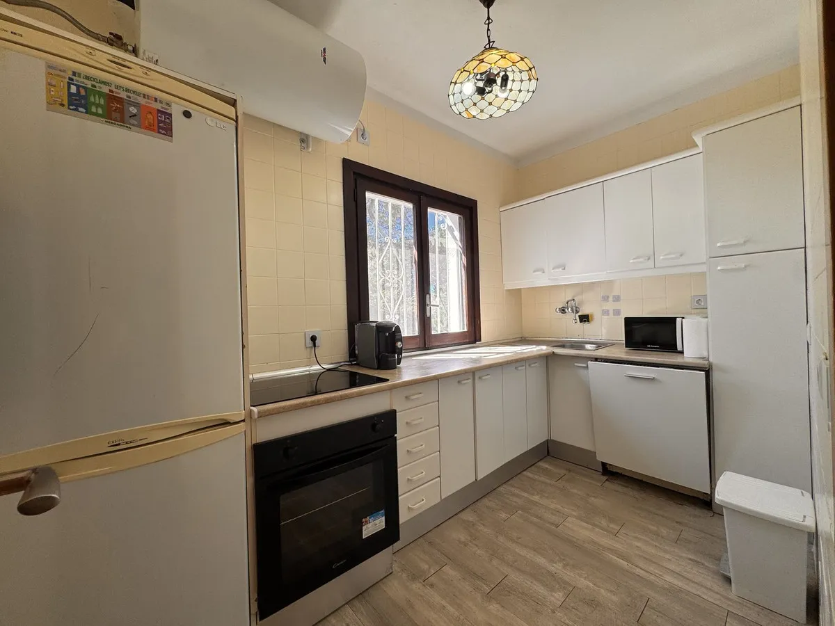 d8d69c16-245e-4f8d-83be-4c34b827c4a6