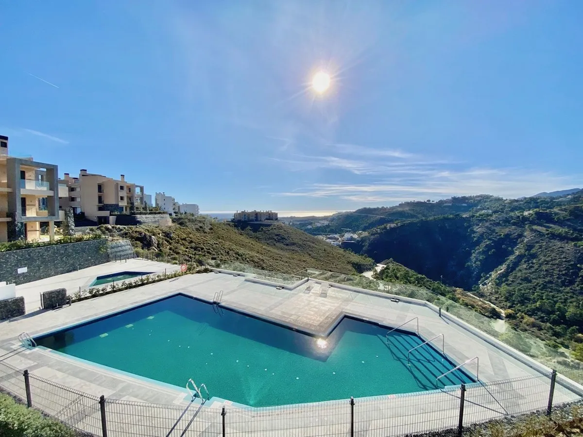 7030cfae-09b4-4134-9613-dc06d48abe04