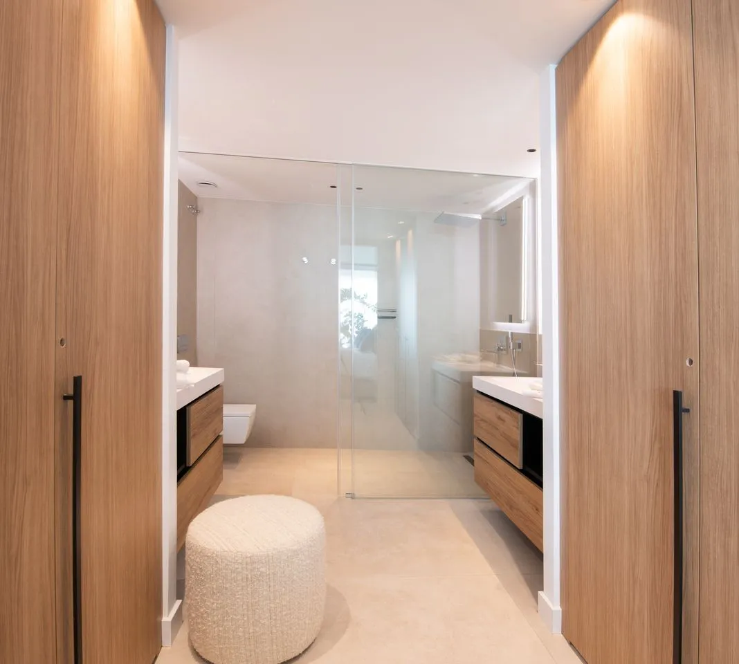 79e04781-3a53-47c4-b058-83bb8f7101e9