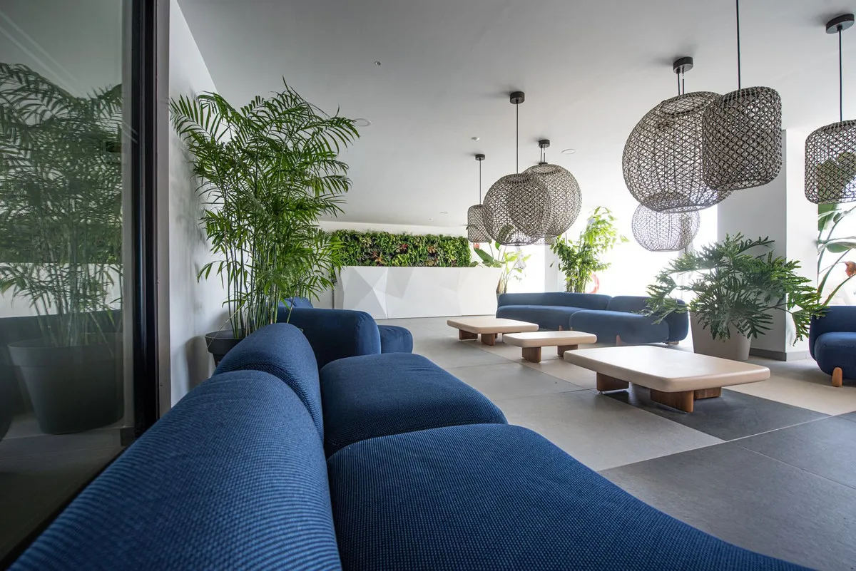 c49b7aa5-a35a-4ac5-8563-004a836cb57f