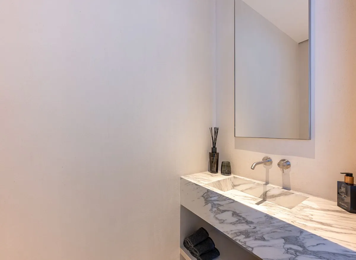 36b4bf3c-e7e1-4bee-bfd8-f99b0f62a391