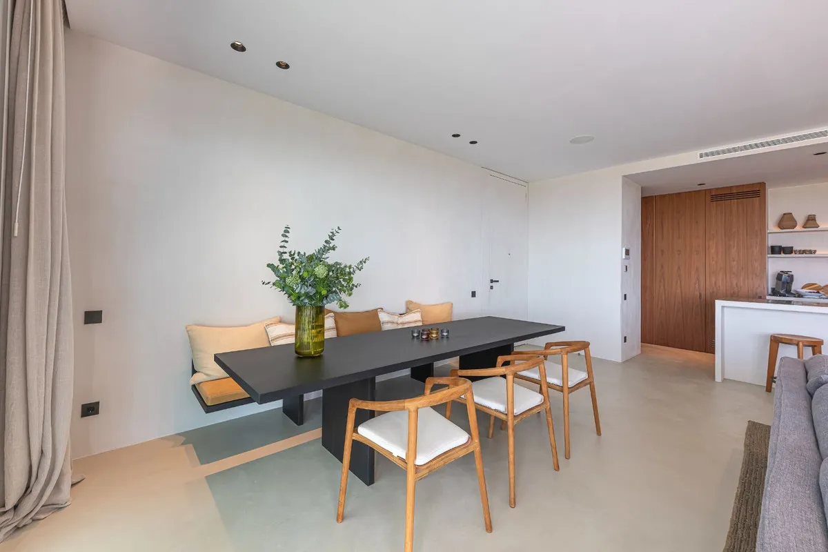 3c00b45d-fe3d-4825-83aa-20fc761e8b2f