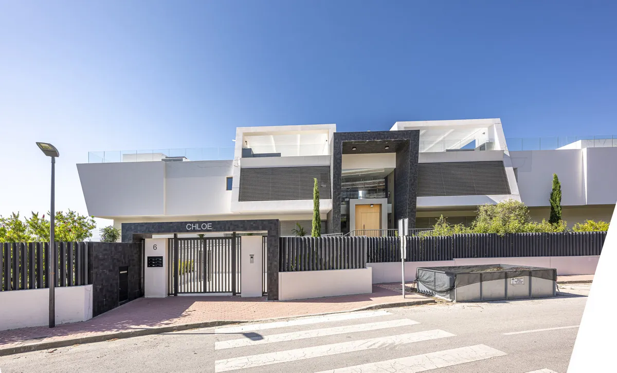 6af663b8-b0a3-4b71-a3b9-db9e67505bfc