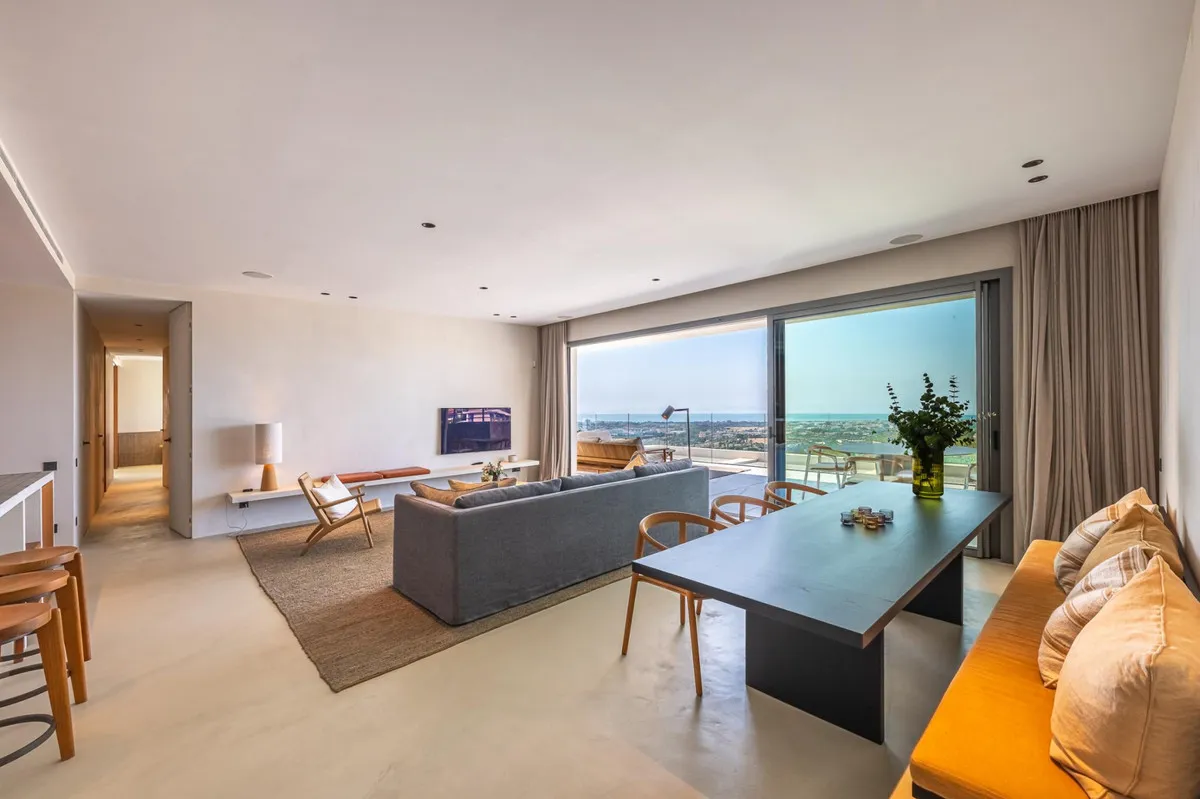 fc5f2766-0d72-4492-9864-24f5e0b5685e