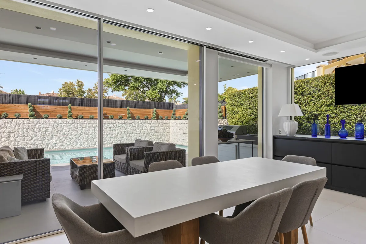 e35d51d5-335e-4f8f-a748-07c2e93ae03c