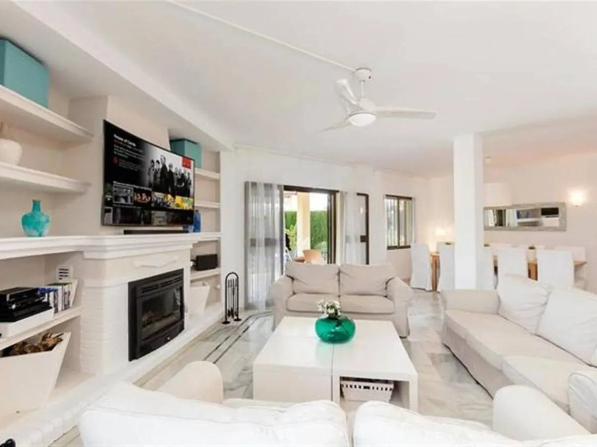 0fcd9977-5b52-4f95-9e4e-648e52d8f467