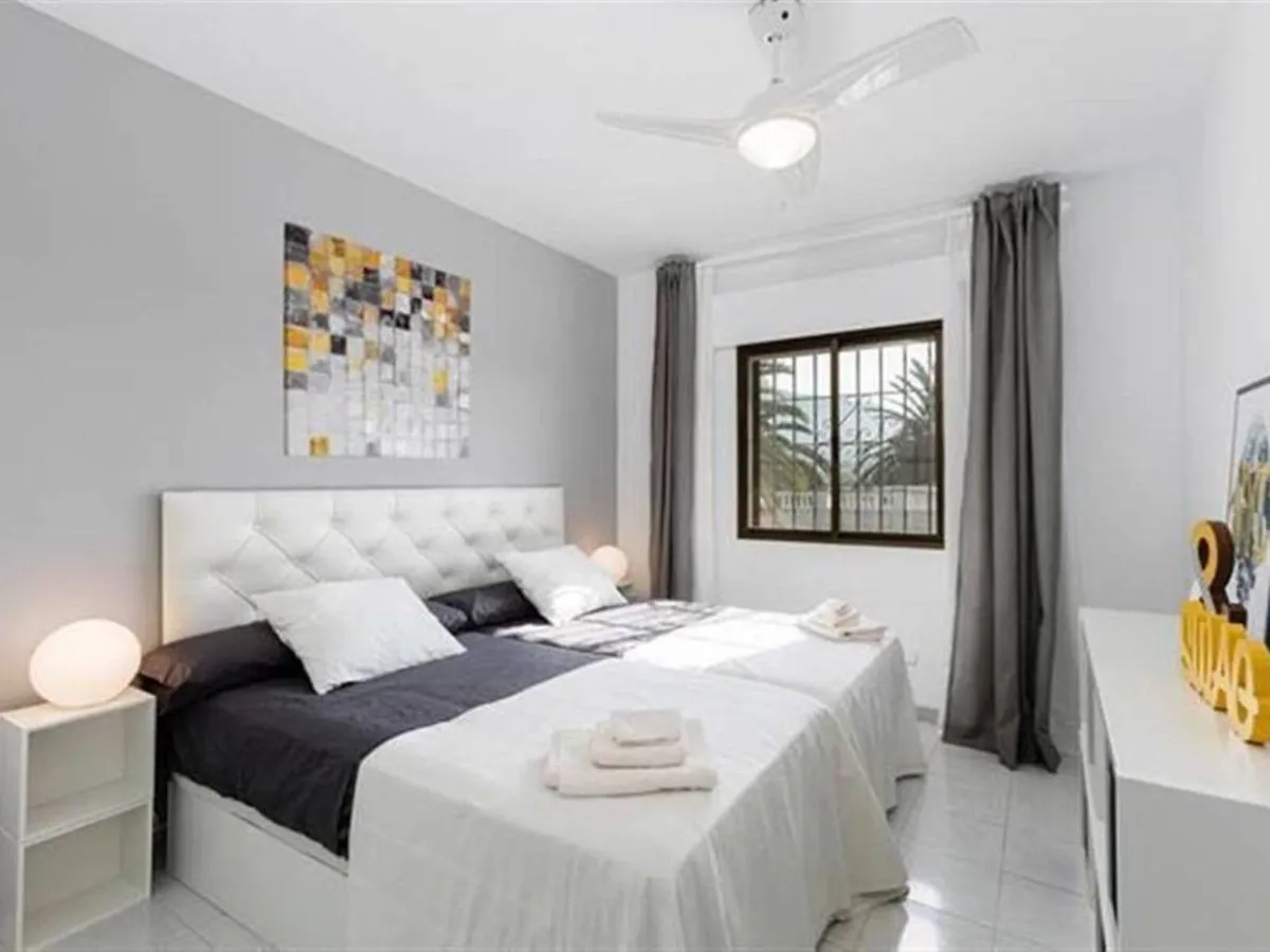 c8651c7f-b919-4869-9984-474550796567