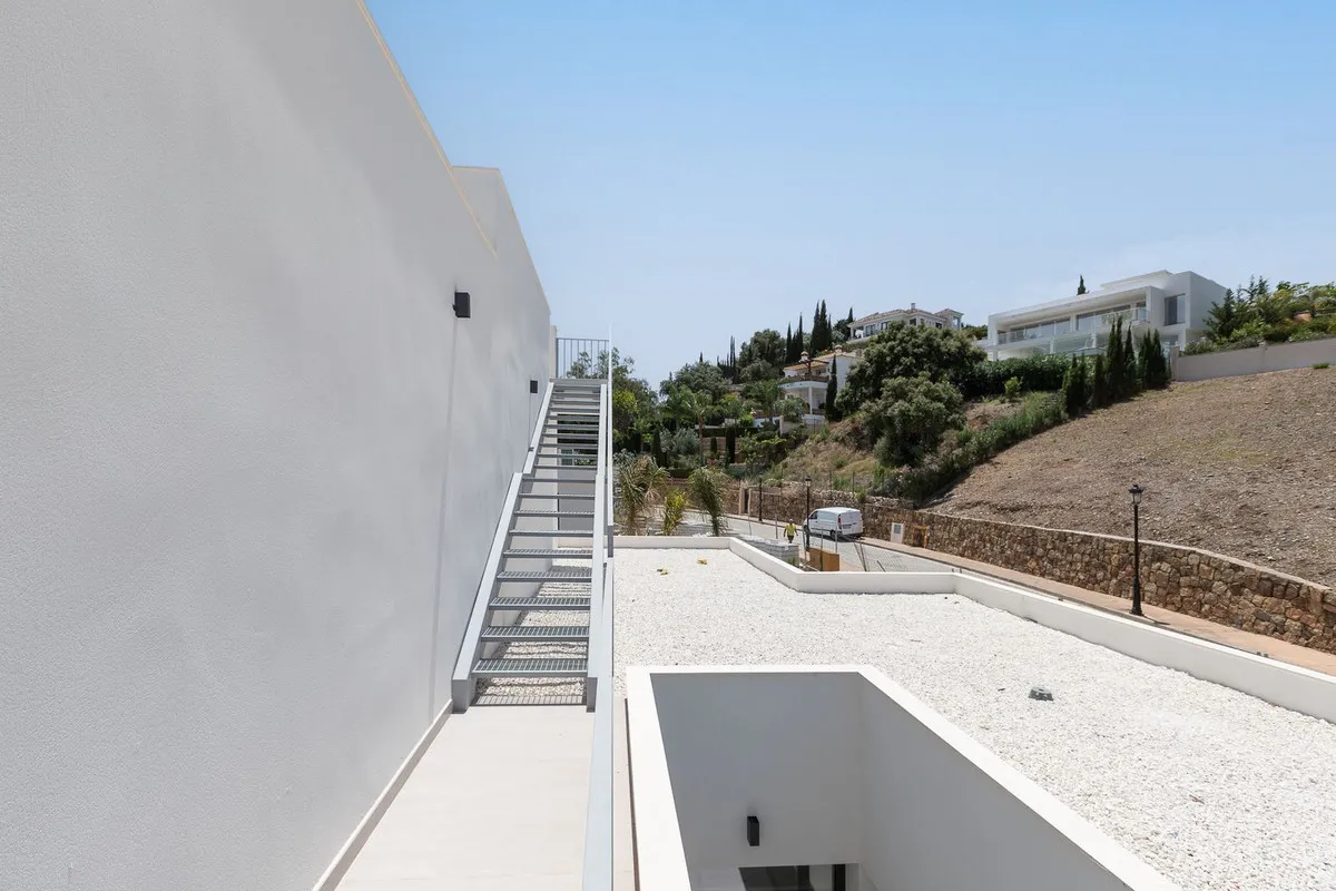 1d4b432d-8dbc-435c-a8ff-29d37aa66929