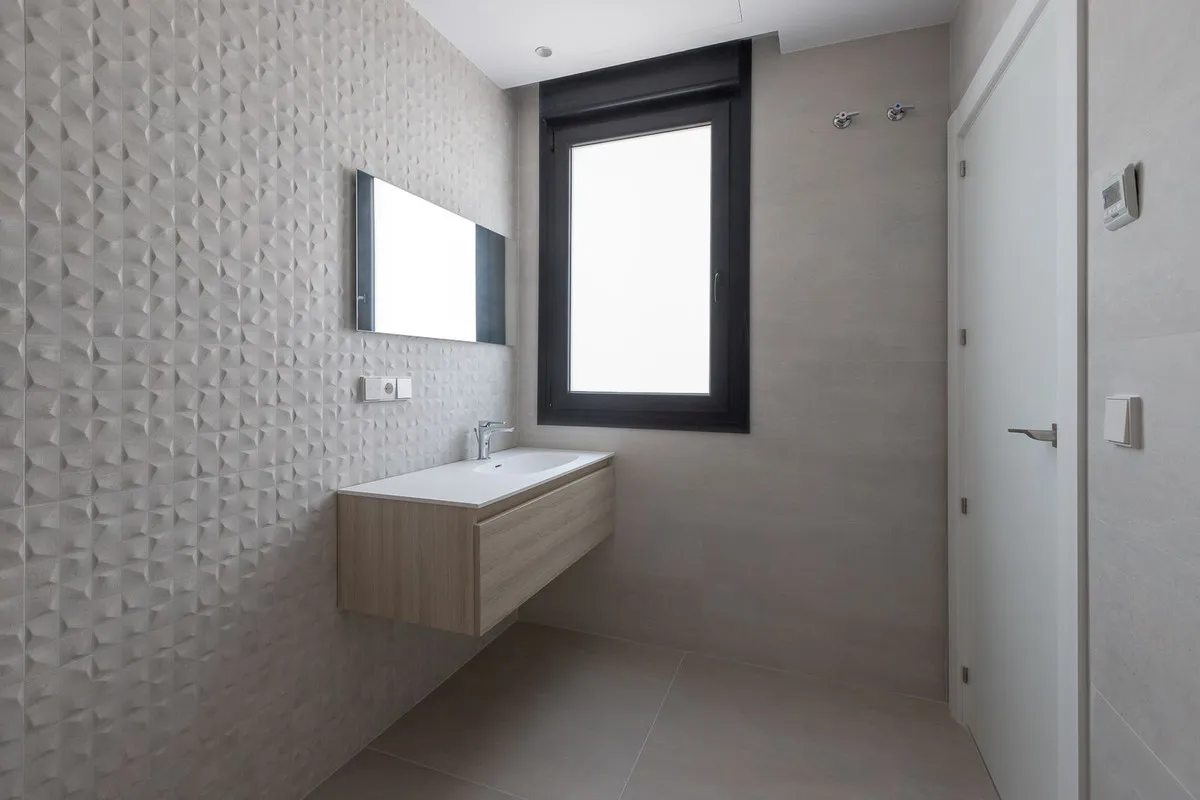 2bf03942-f781-4b53-9e5e-c5f2881e79ef