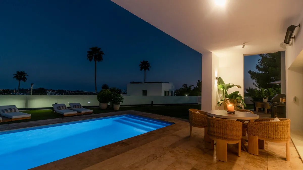 6a9509b7-9fdc-4236-a15d-eb9ae11a6c28