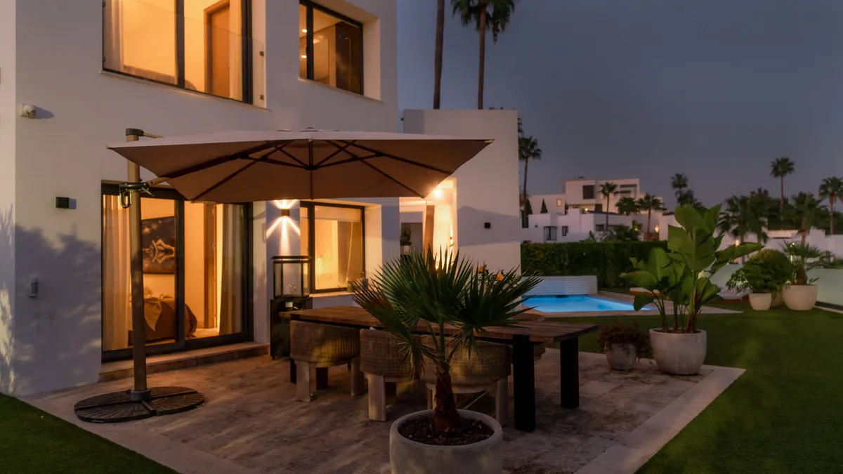 db0276ec-1ac6-45ea-bdaa-8e60c5ad6ee6