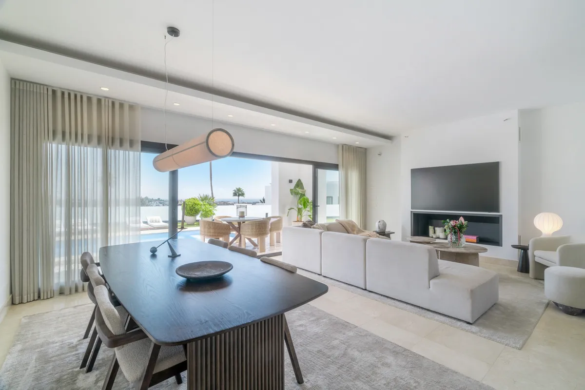 f1b138aa-3235-4450-9efc-f426ee76a4d1