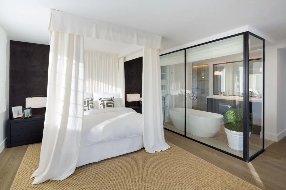 22ae21dd-dfee-46db-bf96-4e3f0c183d69