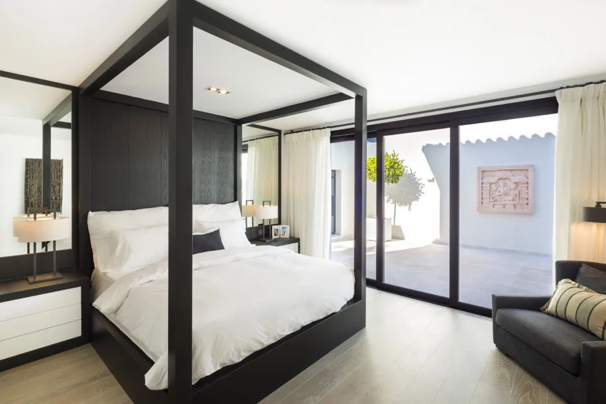 bdc127ee-1a0b-4c19-8026-e92692a1325b