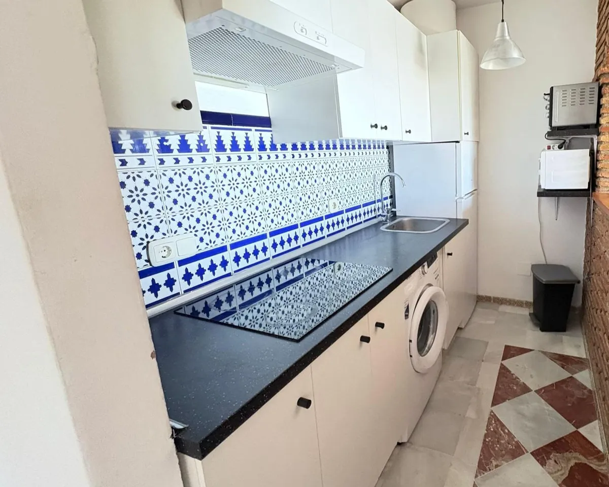 4db275e0-94ea-4590-8e9c-646ced2b1be8