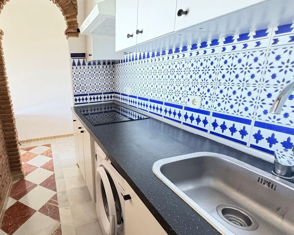 816d4b2b-35f1-4f39-a8fe-296d2a15b9ff