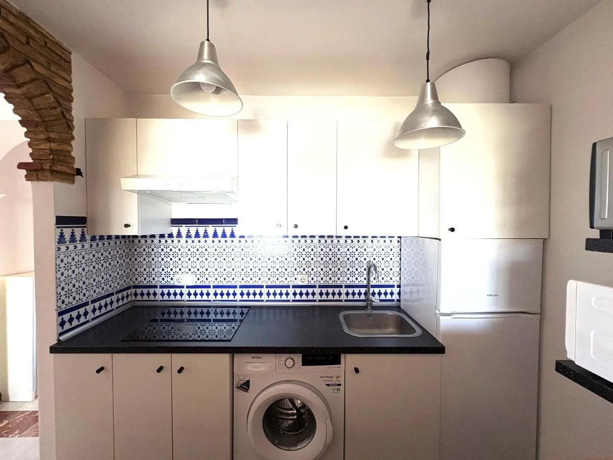 a5f2b9f6-69f7-4730-b50e-517e18d00d63