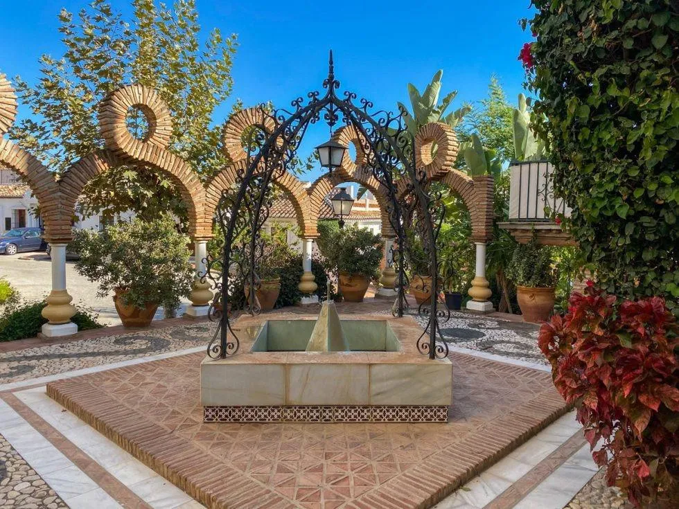 de2e883a-ef39-41c4-8fd8-e0f240d27ed1