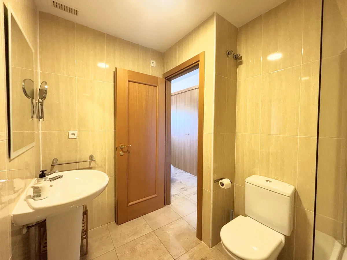 1f2820e0-3633-4a4d-9de4-6b6d285a78b6