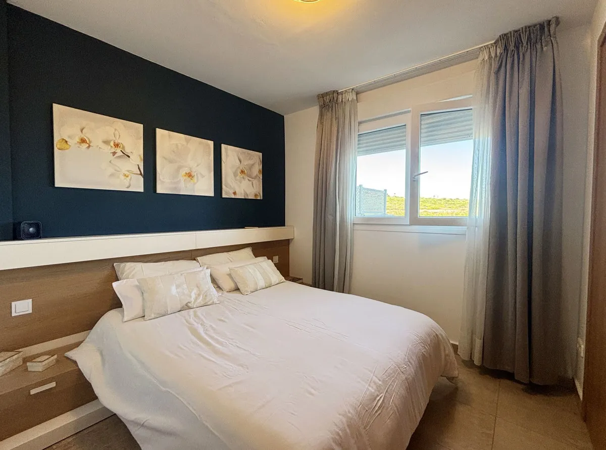 a586aedb-71e8-4047-a876-92238fba3361