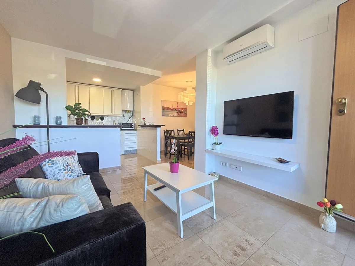 bce0b15b-cf35-4e24-a6f6-a75a0228296e