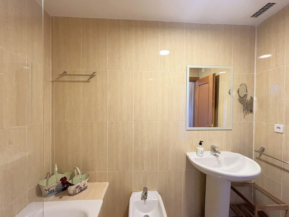 e689213c-990b-4dcd-aec4-adb21da8ae07