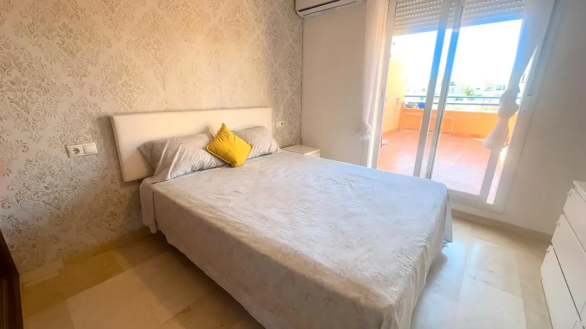 1f5d1d0f-bbf7-4eb9-b1e6-b42e7f508bd5