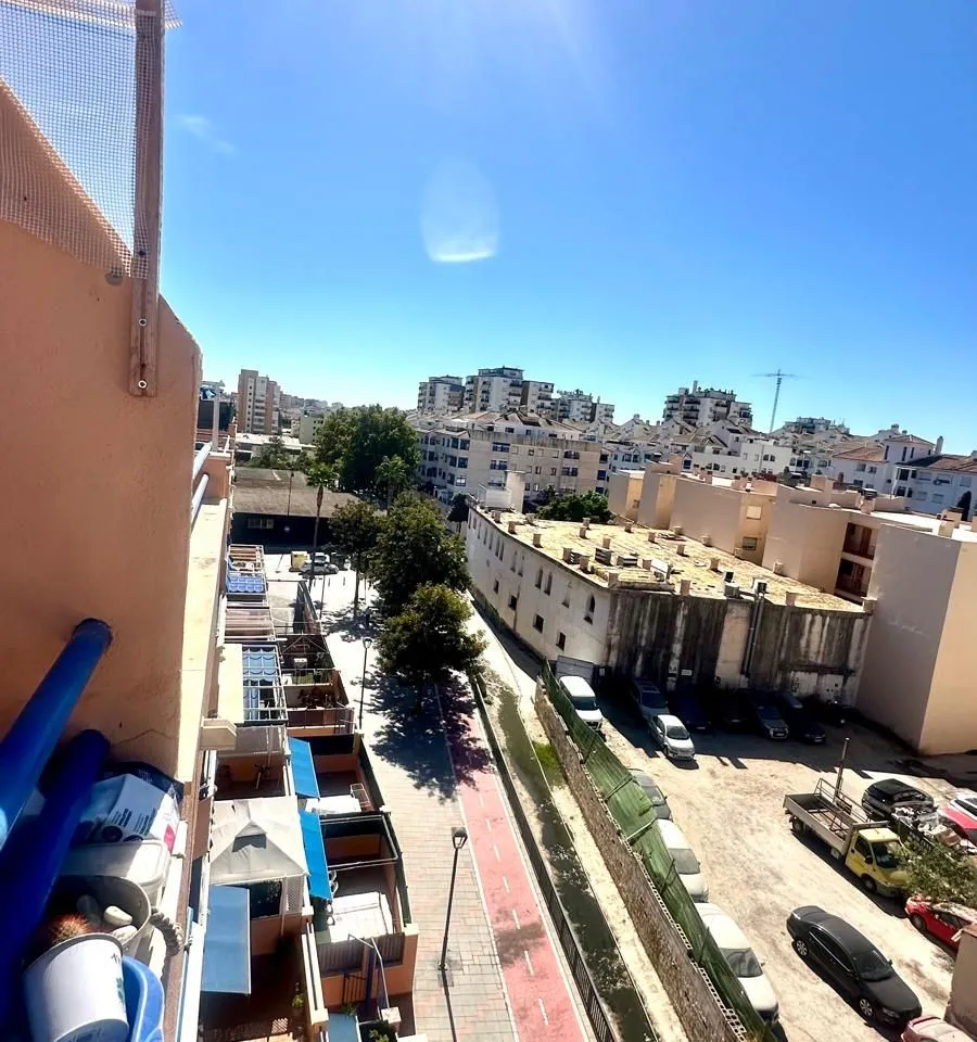 8262afcc-60a5-4c91-94a3-03489201c953